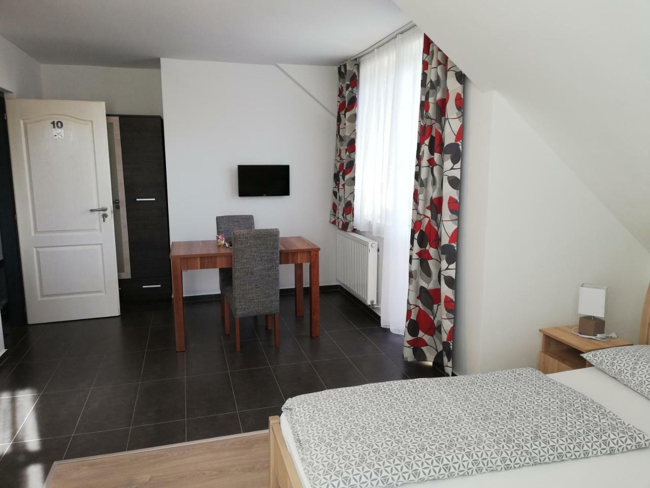 Apartman 25 Sopron Exterior photo