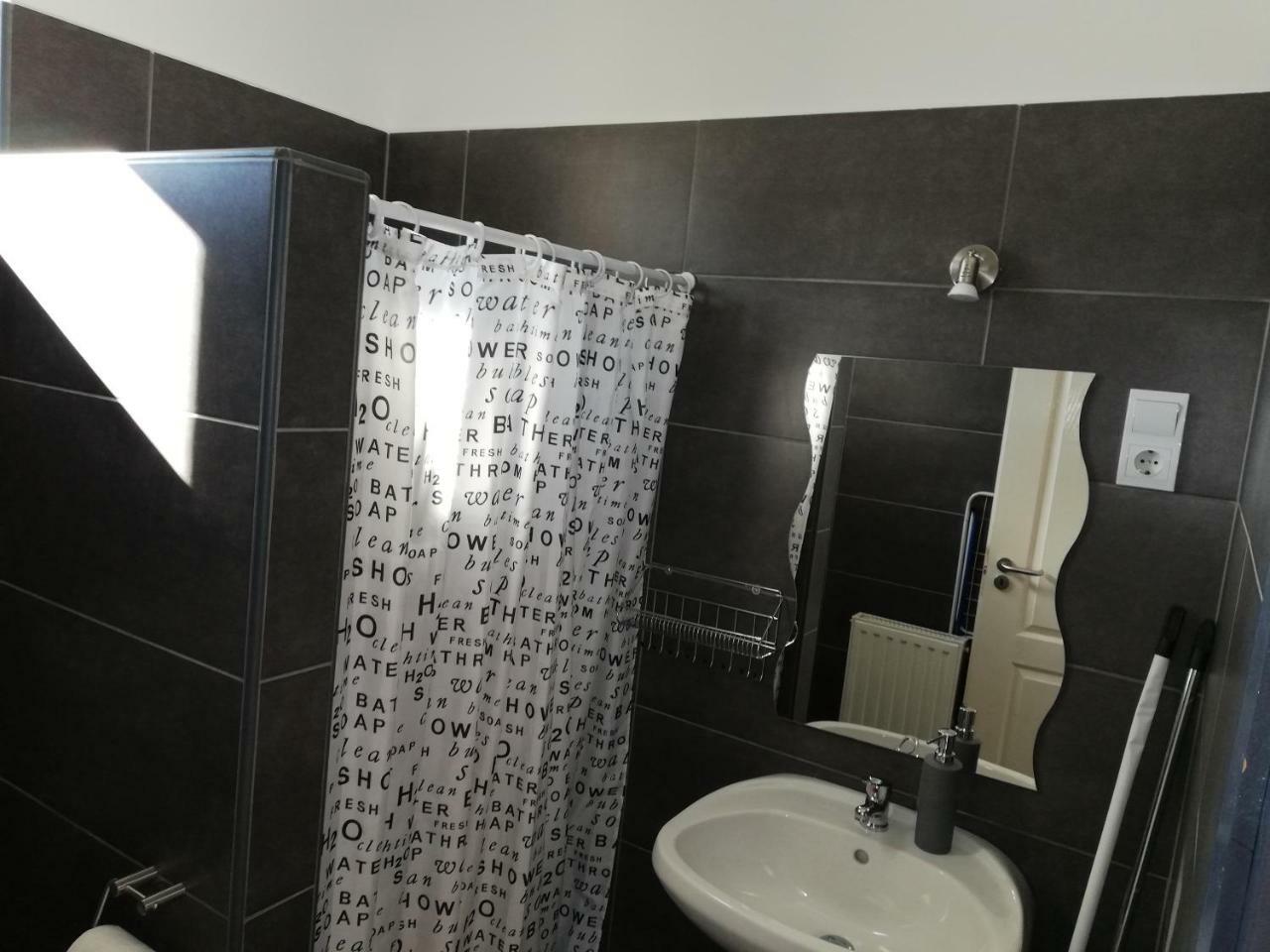Apartman 25 Sopron Exterior photo